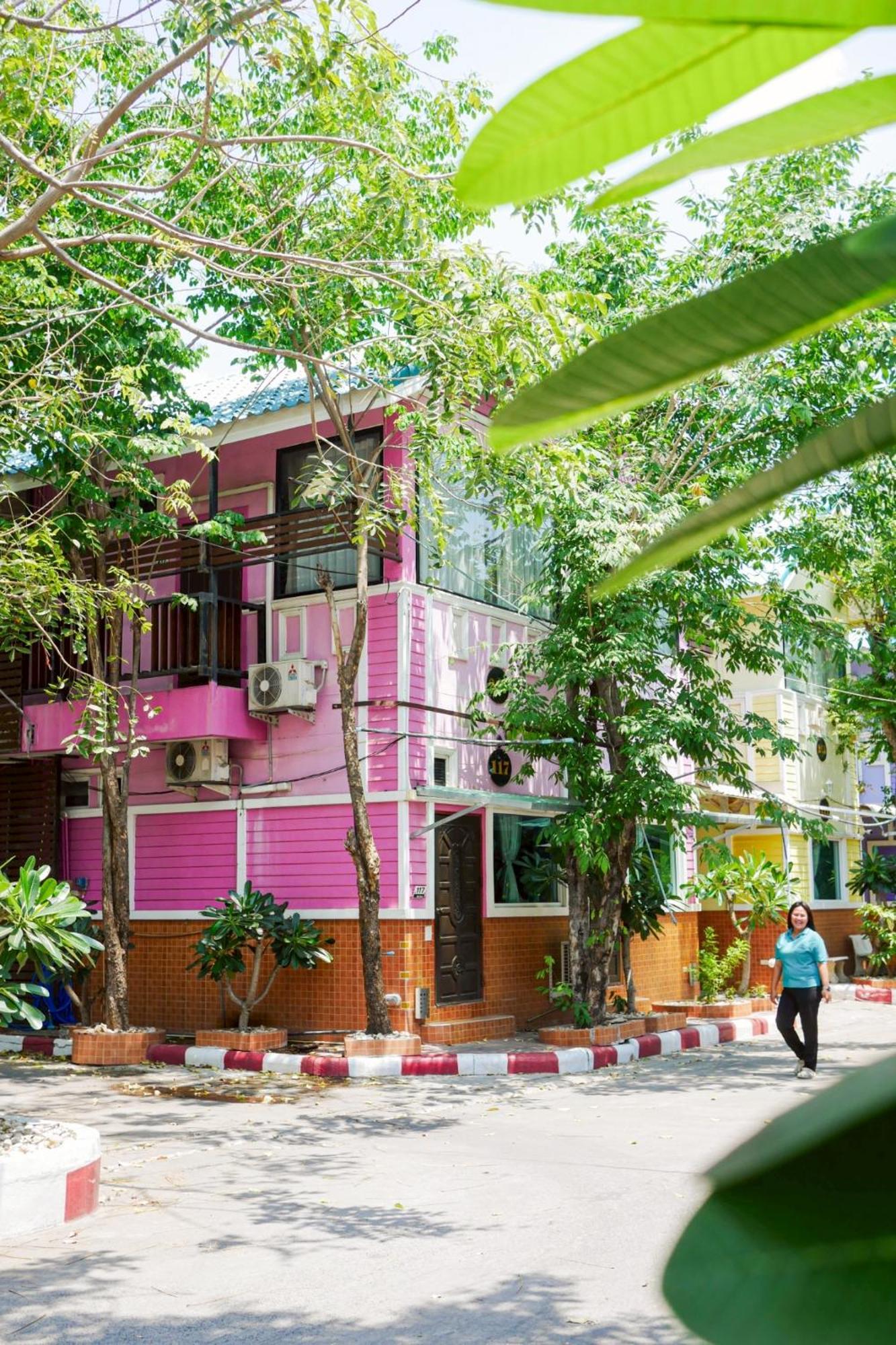 Rak Kun Resort 2 Nakhon Sawan Buitenkant foto