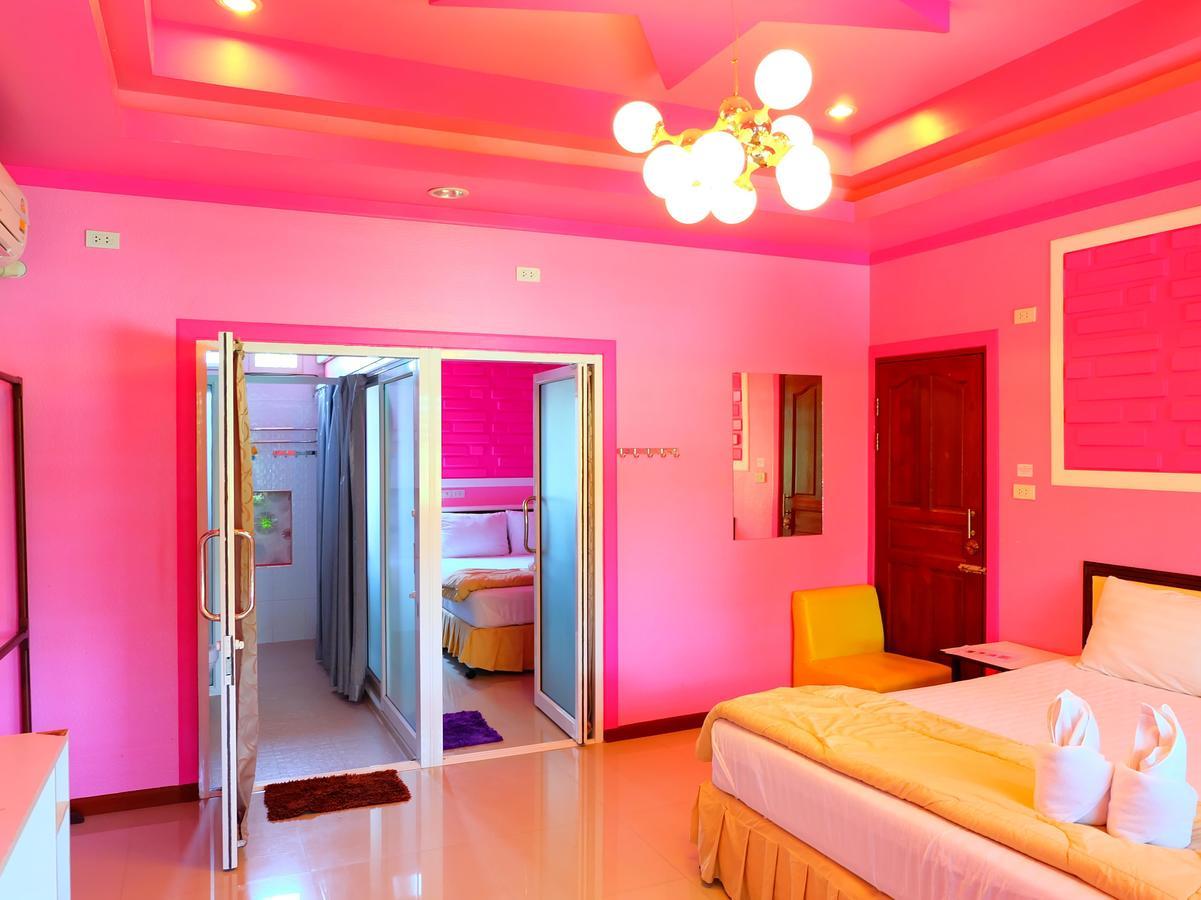 Rak Kun Resort 2 Nakhon Sawan Buitenkant foto