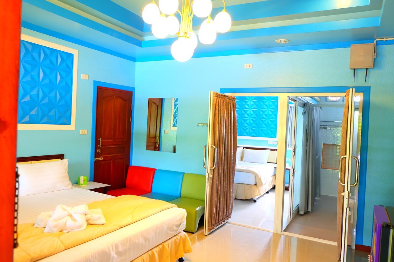 Rak Kun Resort 2 Nakhon Sawan Buitenkant foto