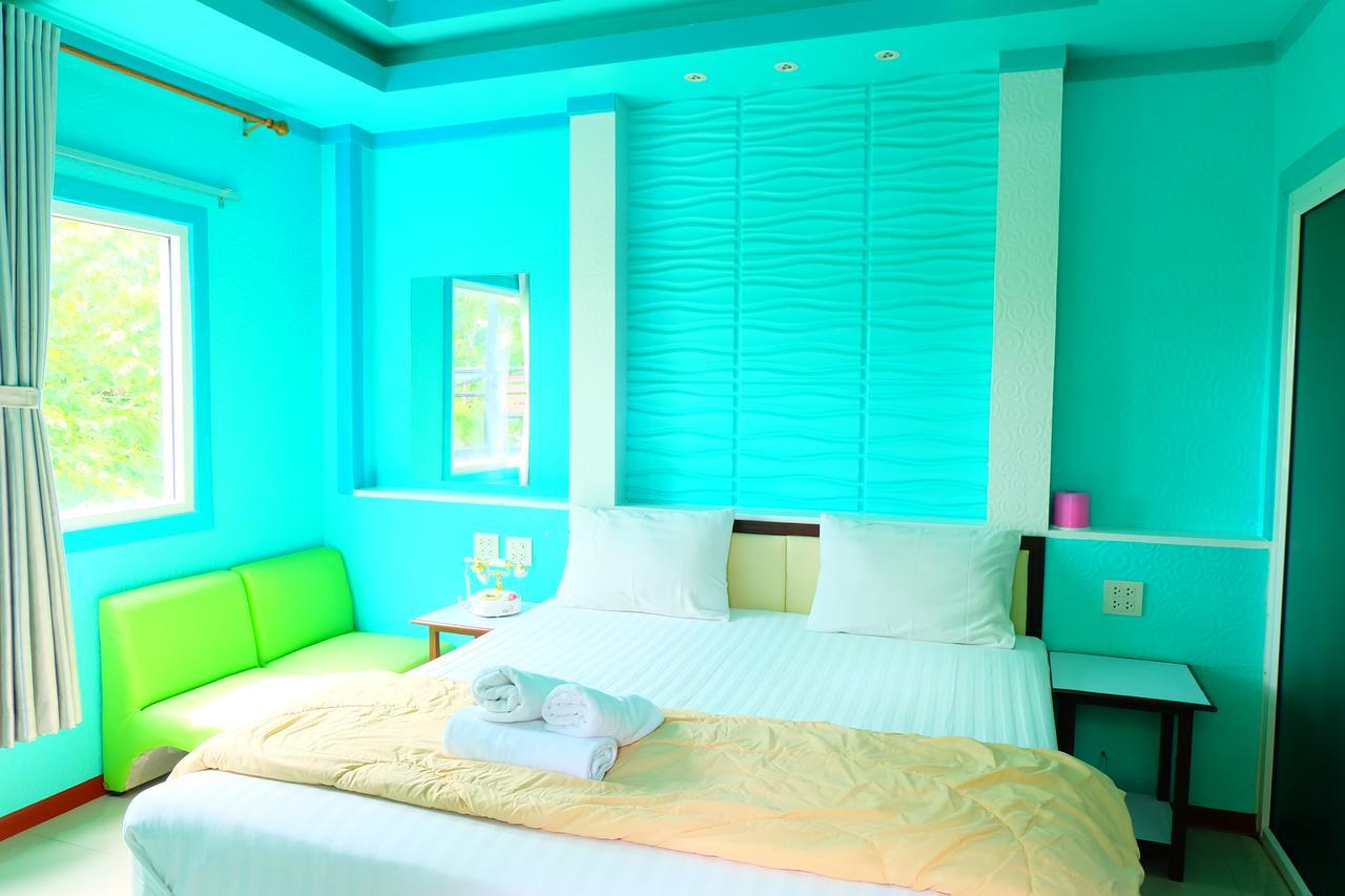 Rak Kun Resort 2 Nakhon Sawan Buitenkant foto