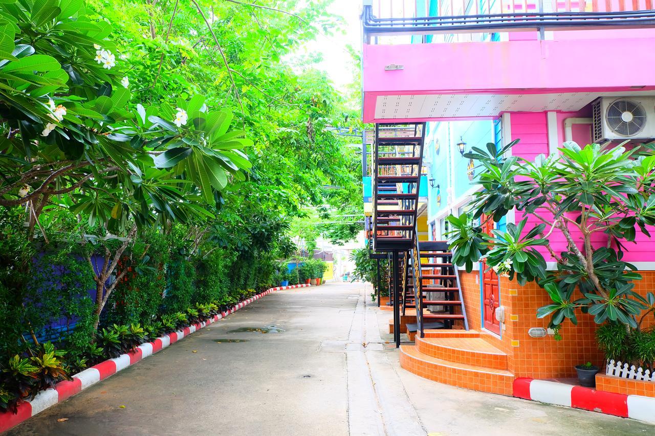 Rak Kun Resort 2 Nakhon Sawan Buitenkant foto
