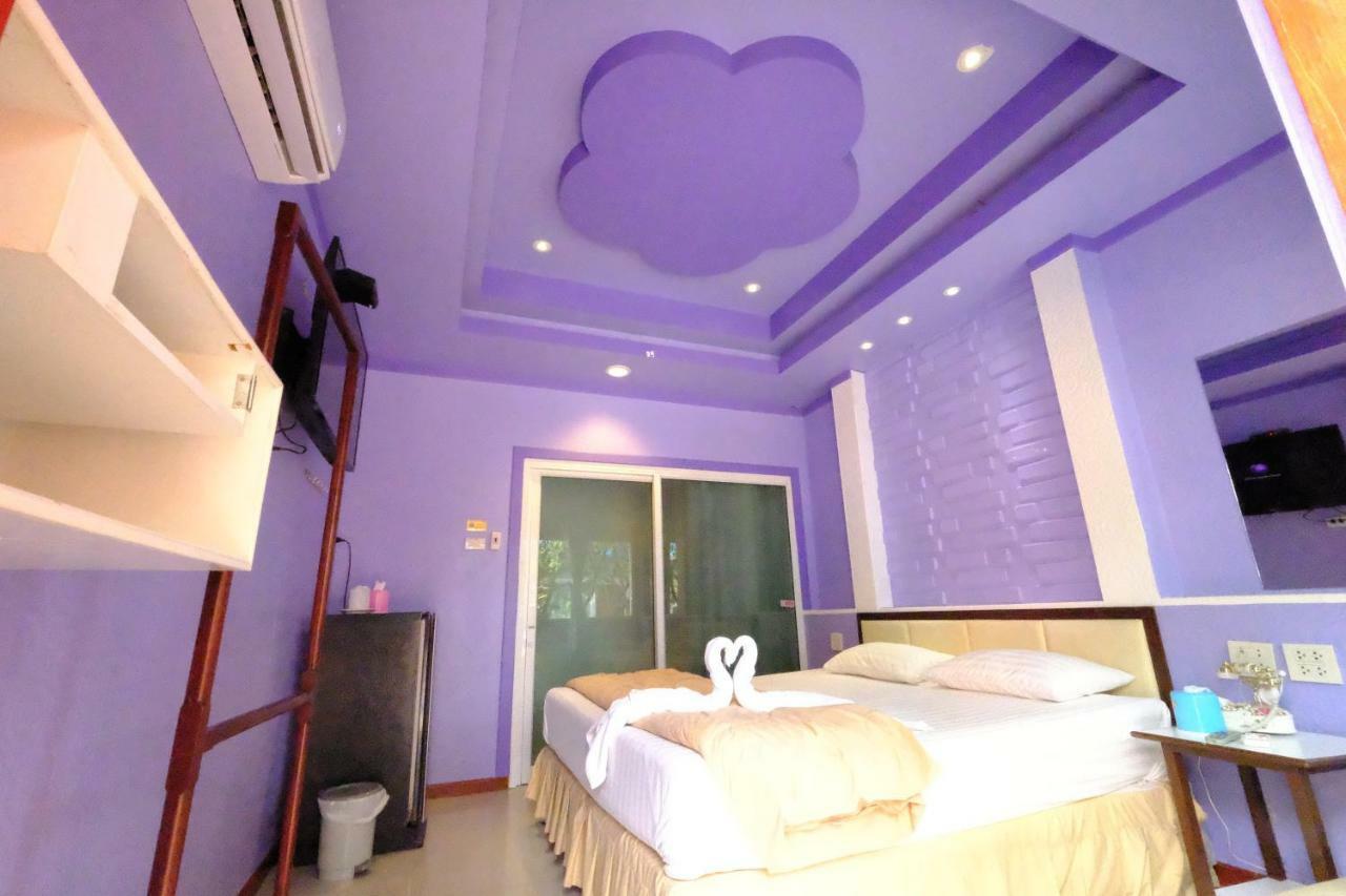Rak Kun Resort 2 Nakhon Sawan Buitenkant foto