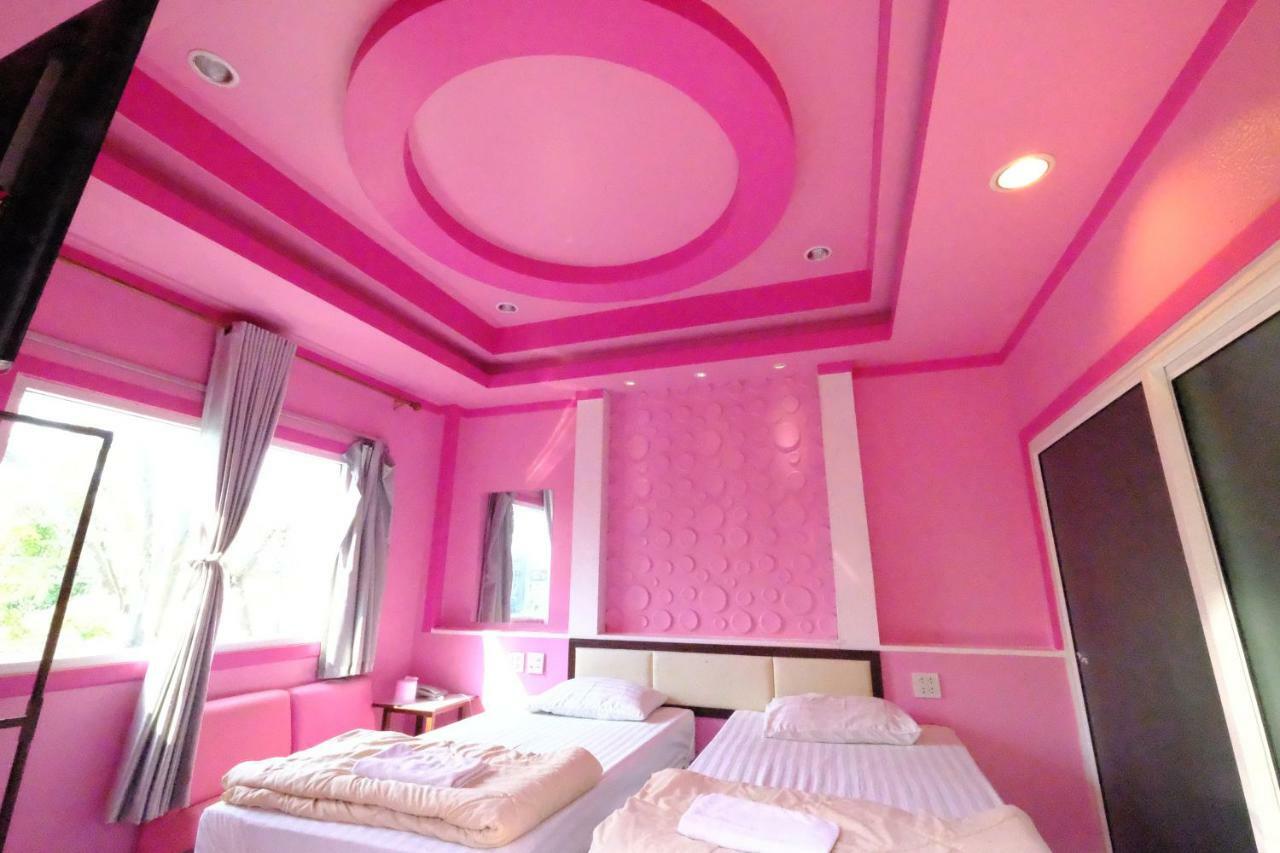 Rak Kun Resort 2 Nakhon Sawan Buitenkant foto